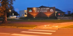 École Marie Ravenel de nuit
