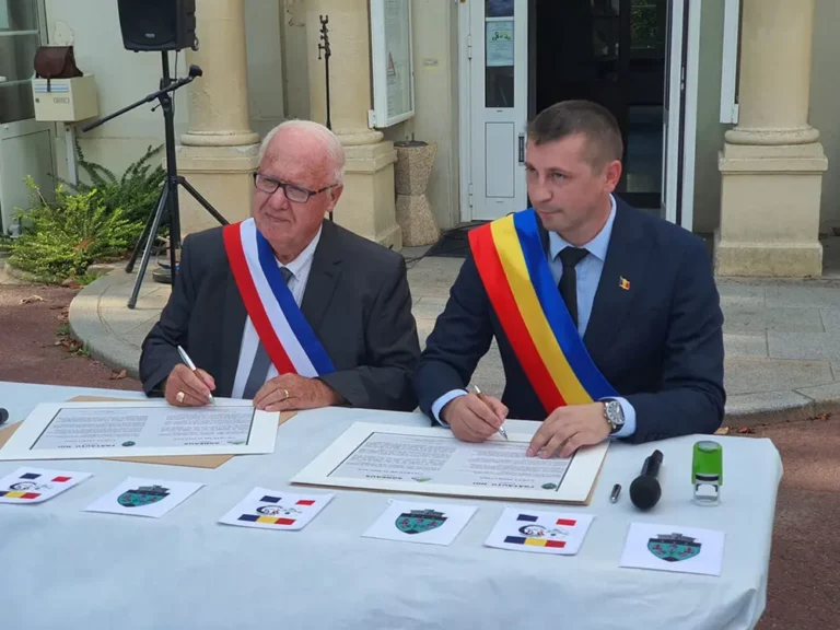Jumelage avec Fratautti Noi, inauguration